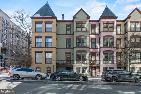 2502 M St NW #2502, Washington, DC 20037