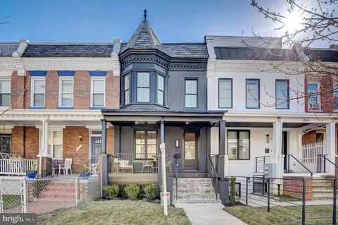 1362 Newton St NW, Washington, DC 20010