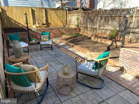 Exterior - 343 11th St SE, Washington, DC 20003 photo 6 of 11