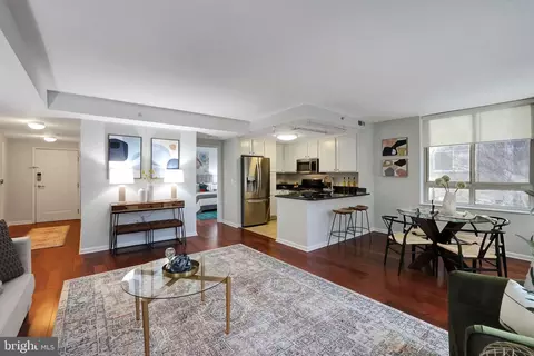 355 I St SW #209-S, Washington, DC 20024