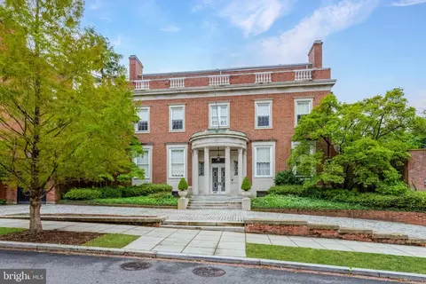 2244 S Street St NW, Washington, DC 20008