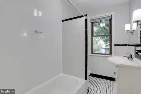 Bath - 1631 A St SE, Washington, DC 20003 photo 2 of 11