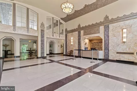 2737 Devonshire Pl NW #415, Washington, DC 20008 photo 3