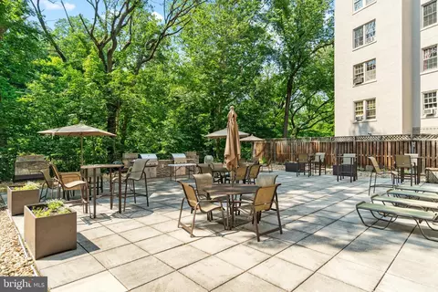 2737 Devonshire Pl NW #415, Washington, DC 20008 photo 4