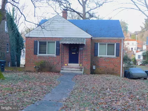 1721 38th St SE, Washington, DC 20020