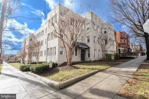 700 Jefferson St NW #105, Washington, DC 20011
