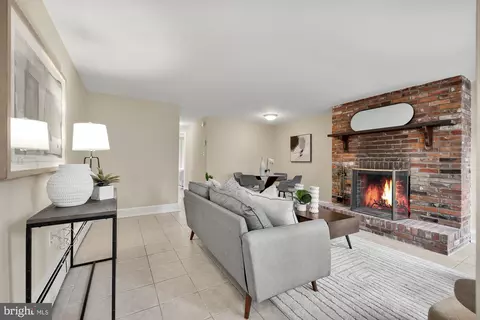 16 8th St NE, Washington, DC 20002 photo 25
