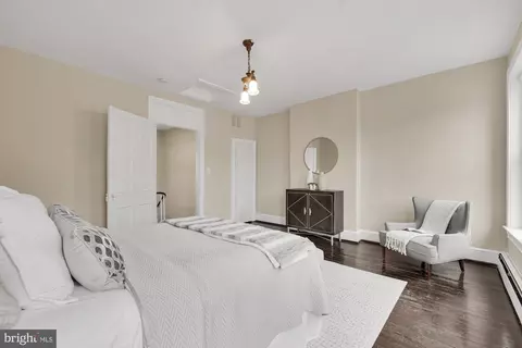 16 8th St NE, Washington, DC 20002 photo 17