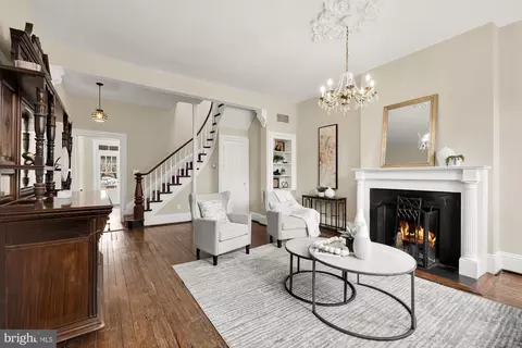 16 8th St NE, Washington, DC 20002 photo 2