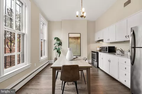 16 8th St NE, Washington, DC 20002 photo 8