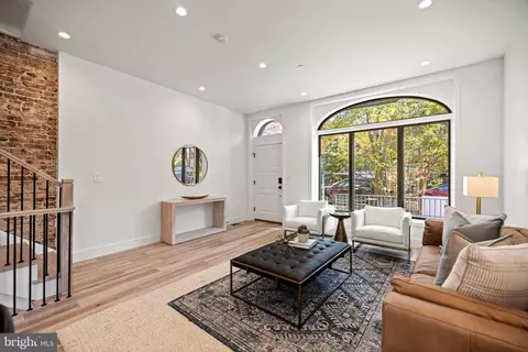 712 6th St NE, Washington, DC 20002 photo 5
