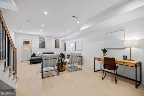 712 6th St NE, Washington, DC 20002 photo 40