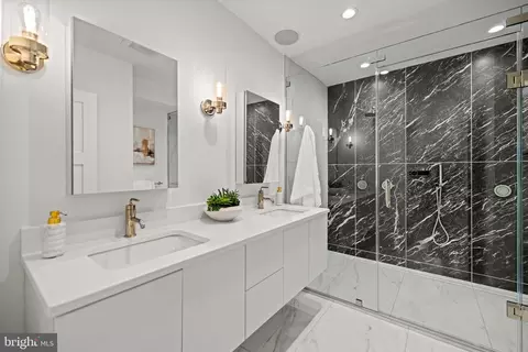 712 6th St NE, Washington, DC 20002 photo 19