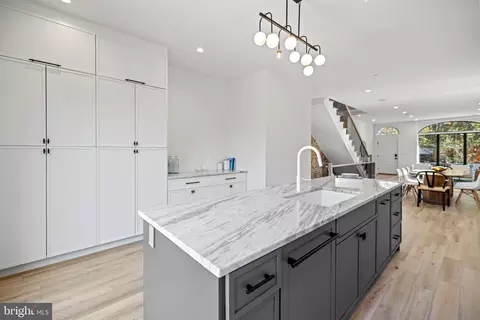 712 6th St NE, Washington, DC 20002 photo 13