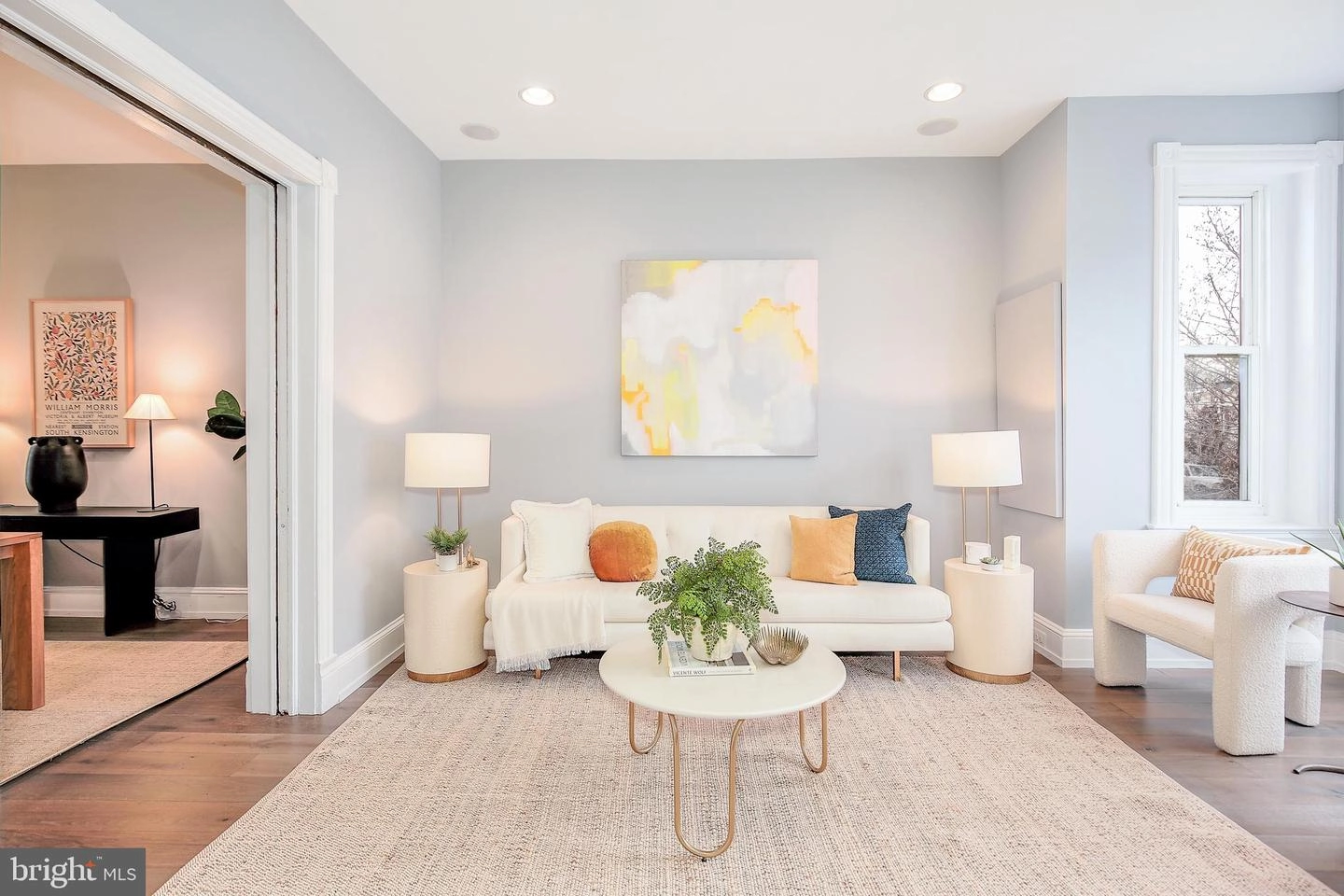 Living - 520 12th St NE, Washington, DC 20002 photo 2 of 5