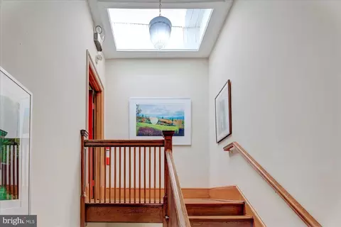 536 8th St SE, Washington, DC 20003 photo 18