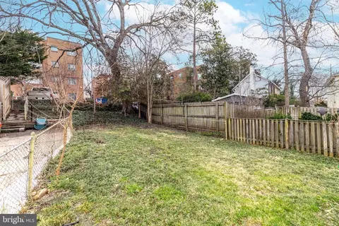 4615 Greene Pl NW, Washington, DC 20007 photo 30