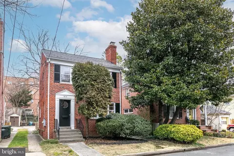 4615 Greene Pl NW, Washington, DC 20007