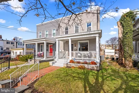 614 Franklin St NE, Washington, DC 20017
