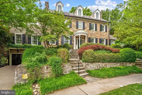 2610 31st St NW, Washington, DC 20008