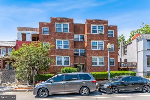 3128 Sherman Ave NW #1, Washington, DC 20010