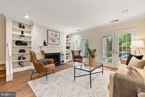 3229 Sutton Pl NW #D, Washington, DC 20016 photo 8