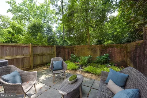 3229 Sutton Pl NW #D, Washington, DC 20016 photo 23