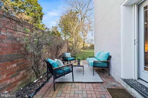 Exterior - 610 3rd St SE #3, Washington, DC 20003 photo 1 of 6