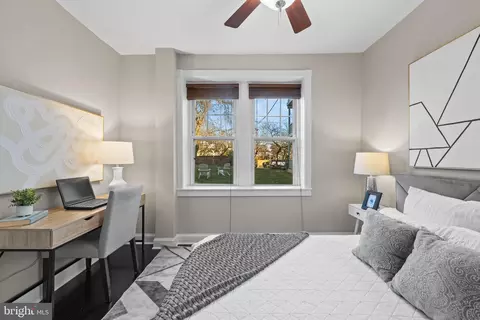 Bedroom - 610 3rd St SE #3, Washington, DC 20003 photo 4 of 4