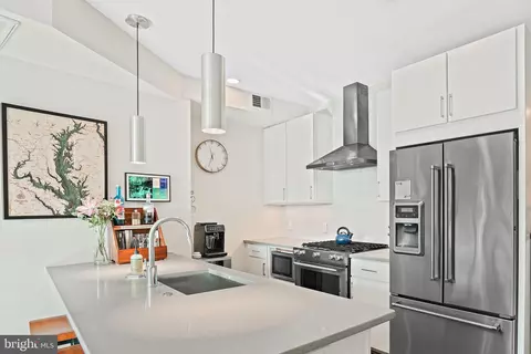 2337 Champlain St NW #204, Washington, DC 20009