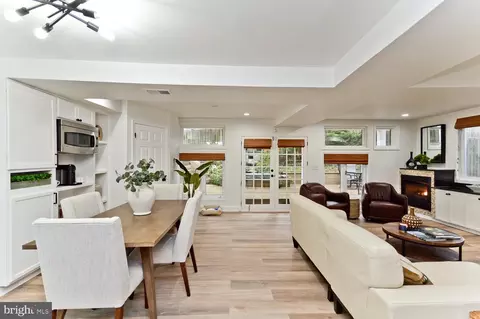 2533 34th St SE, Washington, DC 20020