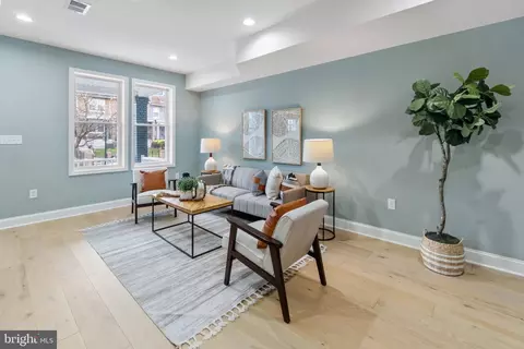 Living - 1818 M St NE, Washington, DC 20002 photo 1 of 4
