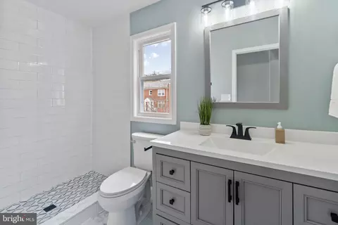 Bath - 1818 M St NE, Washington, DC 20002 photo 1 of 5