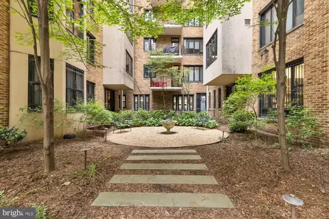 Exterior - 1701 16th St NW #152, Washington, DC 20009 photo 3 of 4