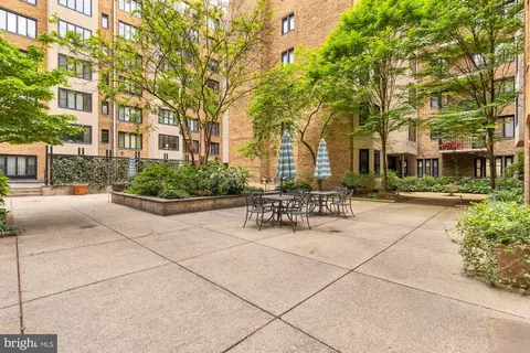 Exterior - 1701 16th St NW #152, Washington, DC 20009 photo 2 of 4