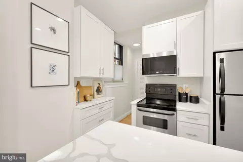 Kitchen - 1701 16th St NW #152, Washington, DC 20009 photo 3 of 3
