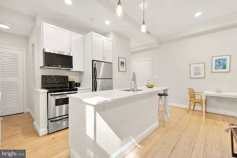 Kitchen - 1701 16th St NW #152, Washington, DC 20009 photo 1 of 3
