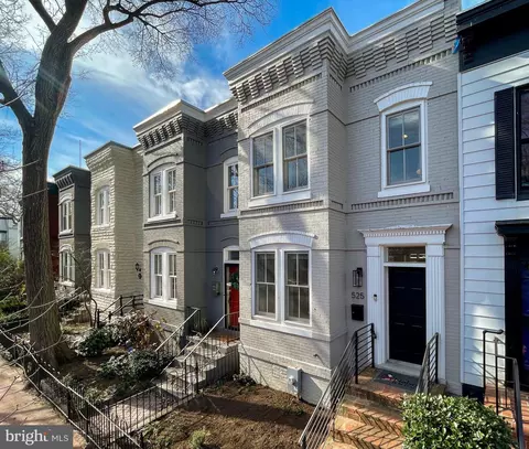 525 10th St SE, Washington, DC 20003