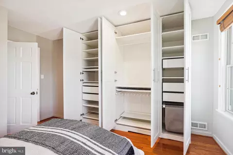 Bedroom - 1539 A St SE, Washington, DC 20003 photo 5 of 9