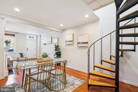 Dining - 1539 A St SE, Washington, DC 20003 photo 3 of 3