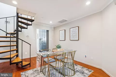 Dining - 1539 A St SE, Washington, DC 20003 photo 1 of 3