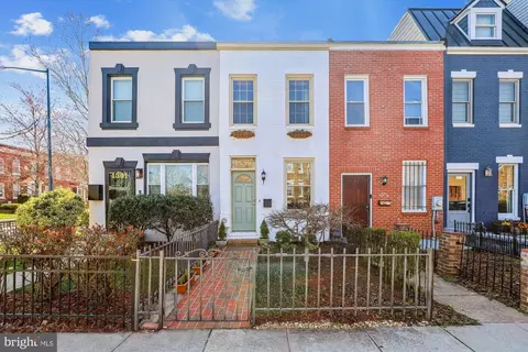 1539 A St SE, Washington, DC 20003