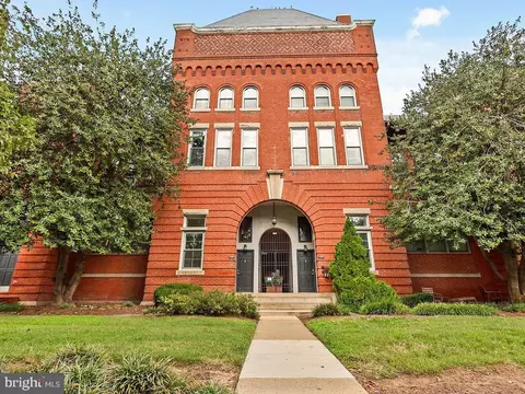 1428 E Capitol St NE #1428, Washington, DC 20003