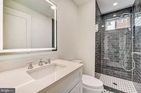 Bath - 782 Fairmont St NW, Washington, DC 20001 photo 6 of 6