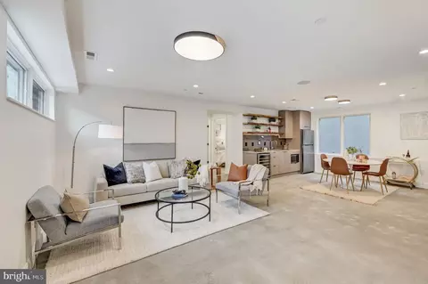 Living - 782 Fairmont St NW, Washington, DC 20001 photo 8 of 8