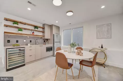 Dining - 782 Fairmont St NW, Washington, DC 20001 photo 5 of 6