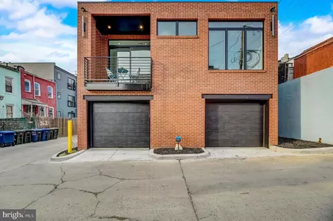 Exterior - 782 Fairmont St NW, Washington, DC 20001 photo 7 of 11