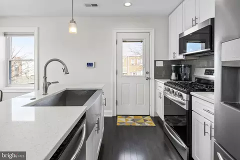 Kitchen - 1700 Lang Pl NE, Washington, DC 20002 photo 5 of 7