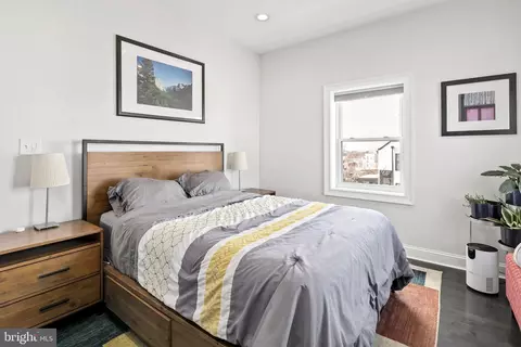 Bedroom - 1700 Lang Pl NE, Washington, DC 20002 photo 3 of 6