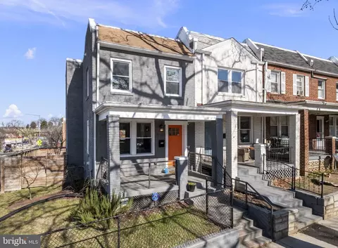 1700 Lang Pl NE, Washington, DC 20002